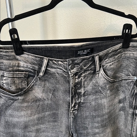 Judy Blue Black Ankle Cropped Jeans - Picture 6 of 10